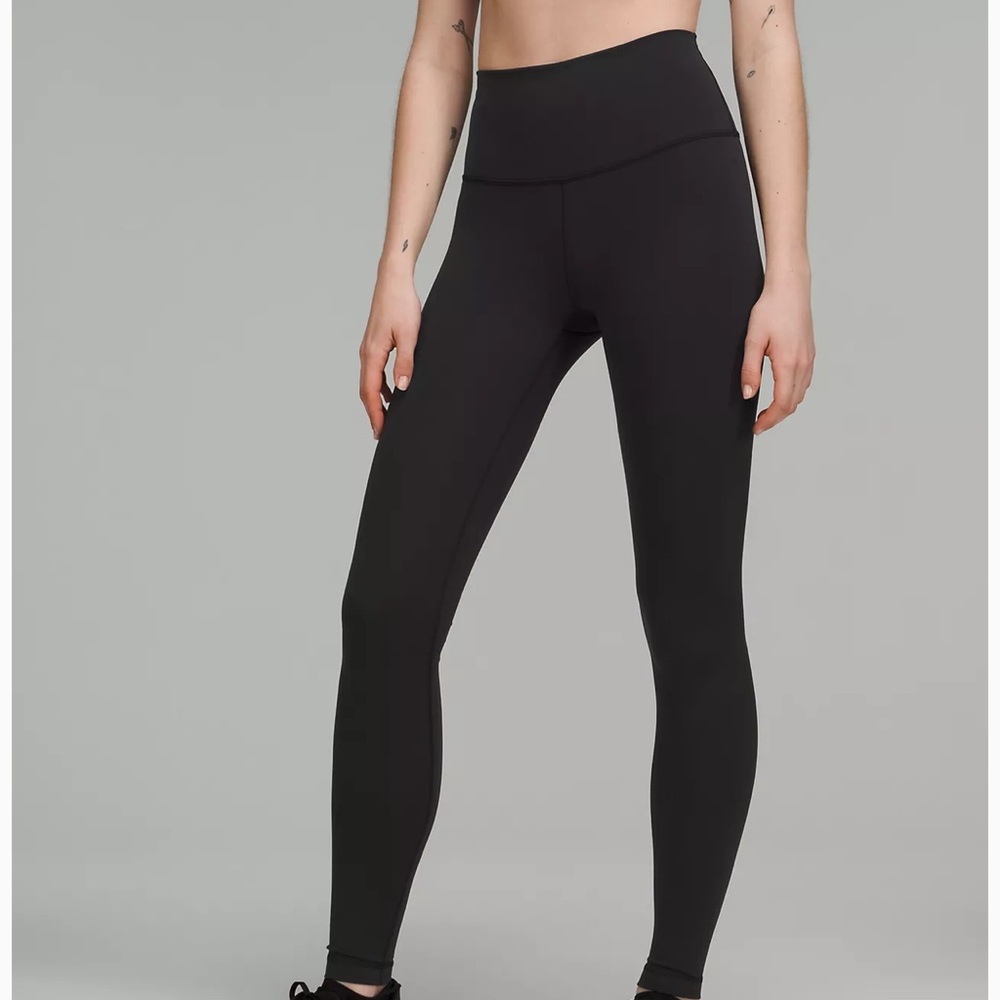 LULULEMON WUNDER TRAIN 25” size 6